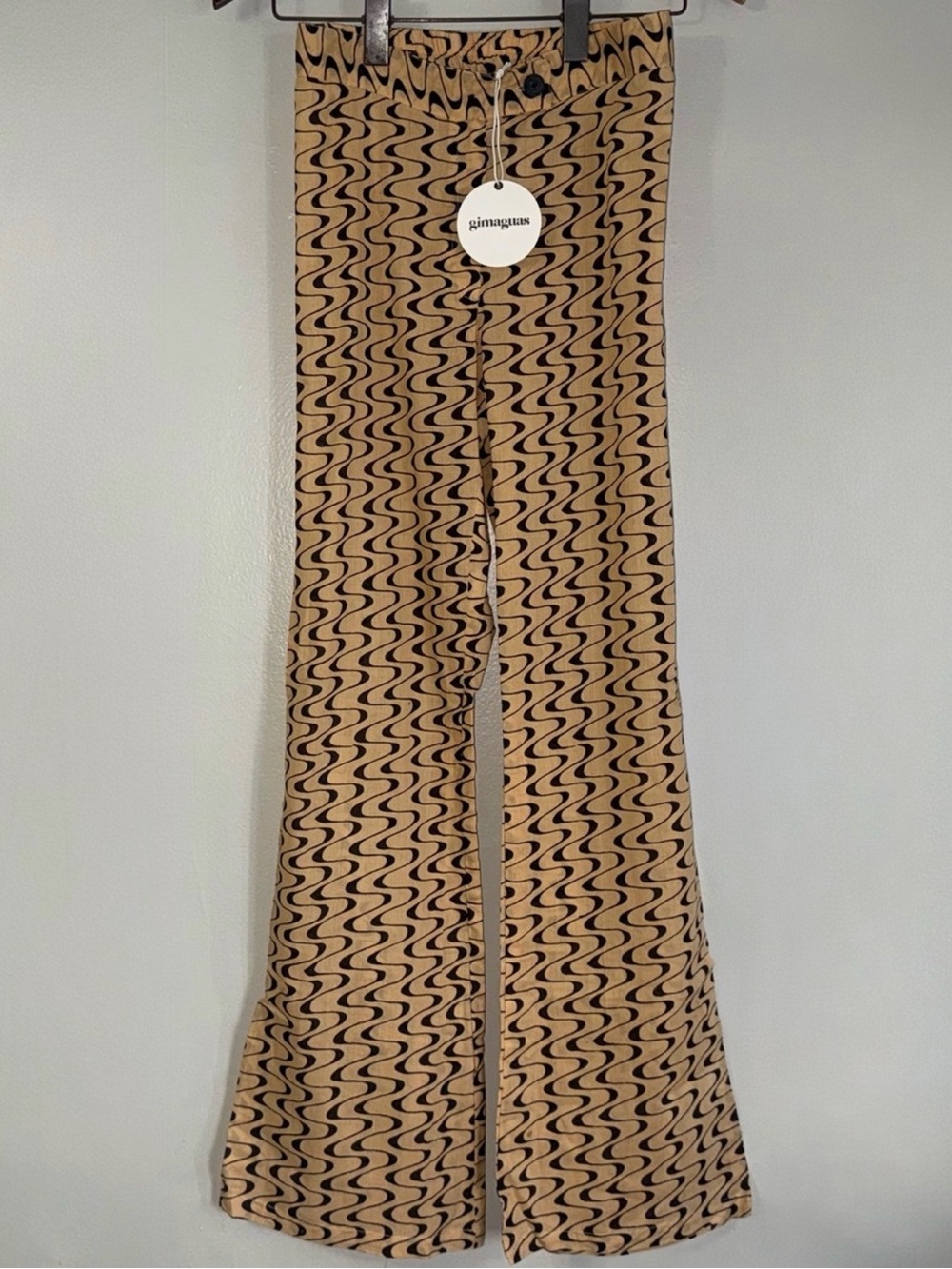 Gimaguas High-rise Beige Pants with Black Wave Print